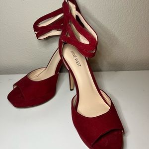 Nine Wear Red Heels